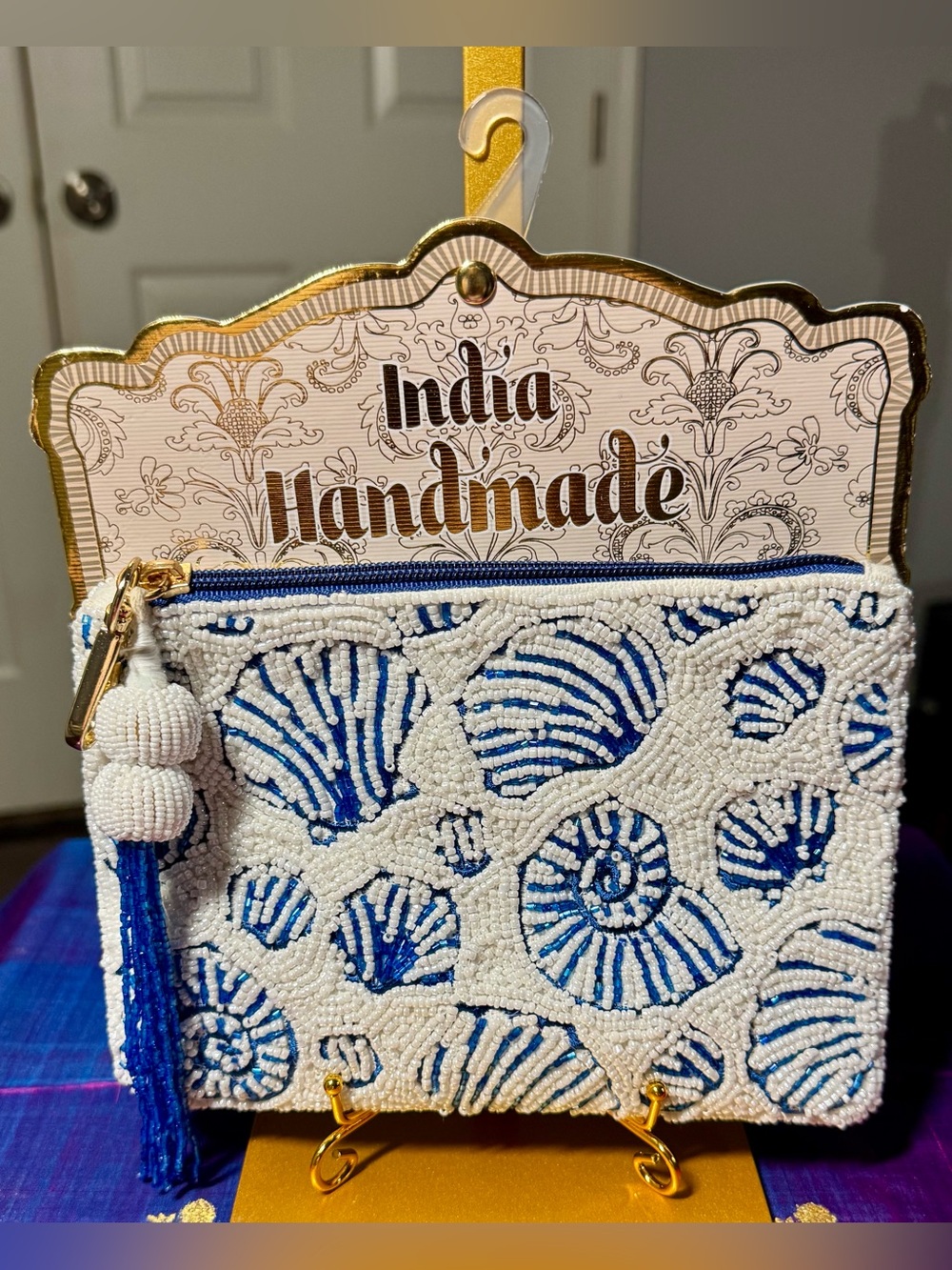 NWT India Handmade Blue White Beaded Seashell Zipper Pouch Clutch